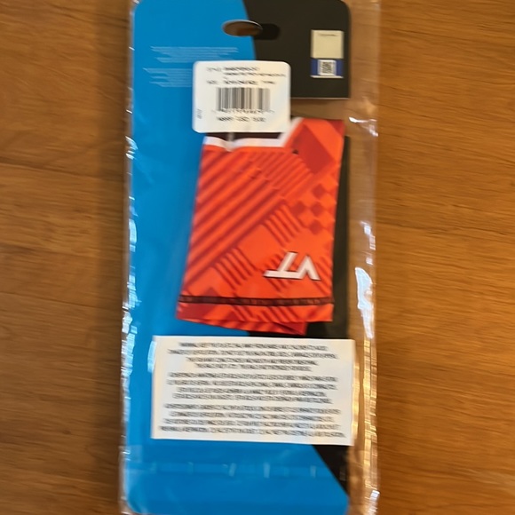 Virginia Polytech Institute and State University gater/scarf. NWT - Picture 3 of 4